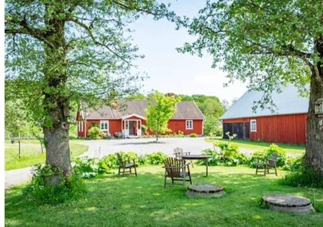 Bed and Breakfast Kontakta Liselotte Abel Vessigebro Экстерьер фото